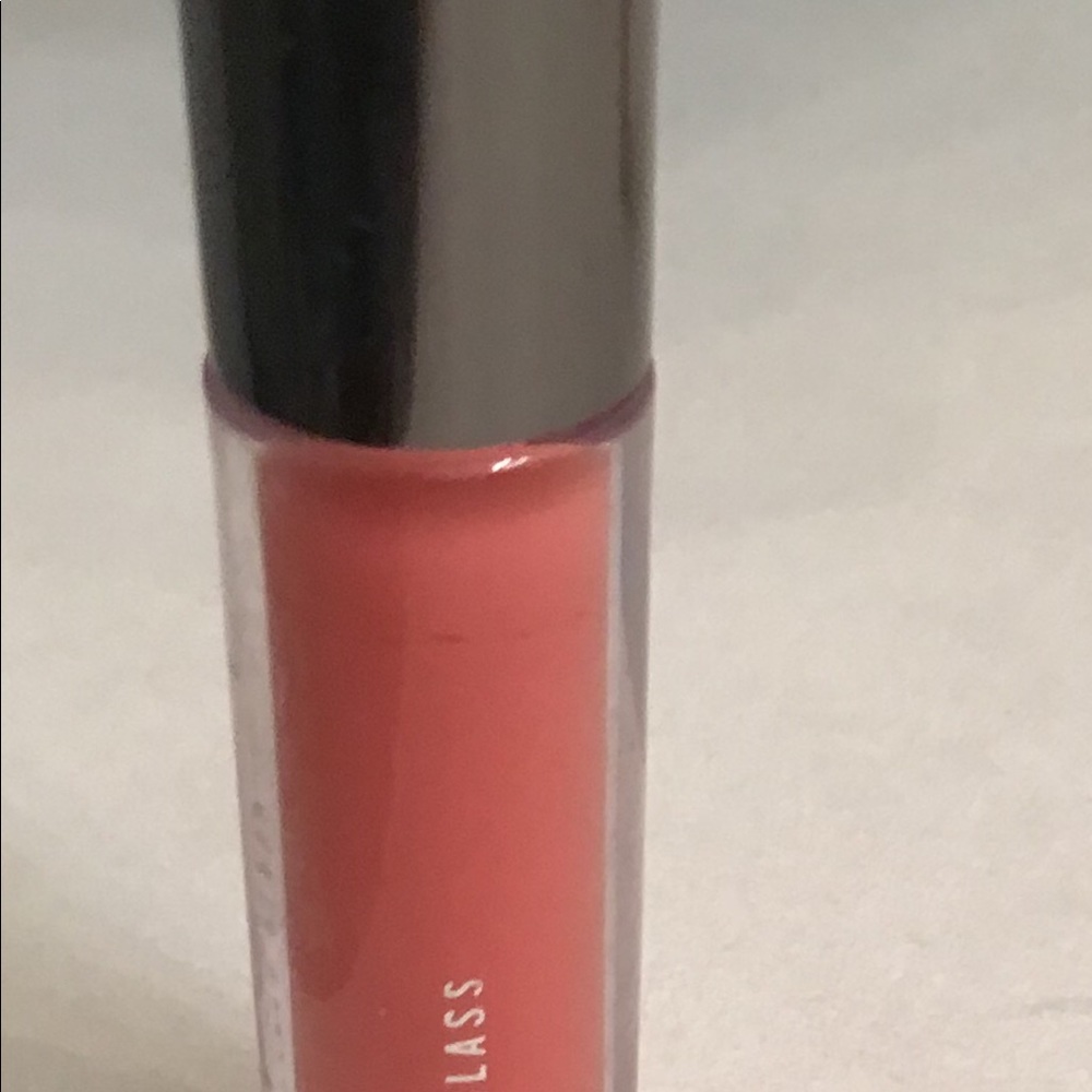 Mac Huggable Glass in Cool and Cute